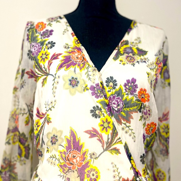 Floral Romper - Picture 2 of 7